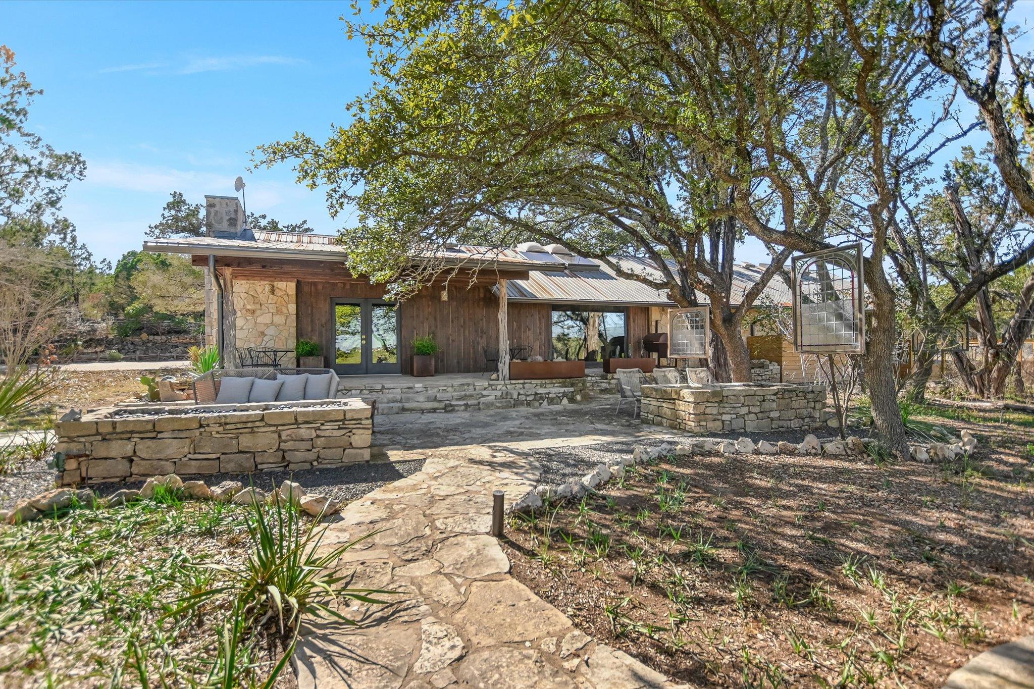 7000 McGregor LN