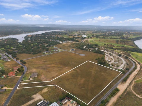 Photo of 1901 Ballinger DR, Spicewood, TX 78669 (MLS # 8650714)