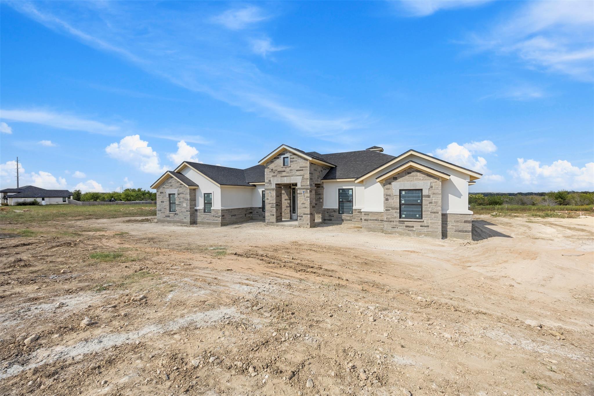 1126 Northcross DR