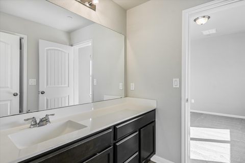 Tiny photo for 516 E Slaughter LN #604, Austin, TX 78744 (MLS # 1999242)