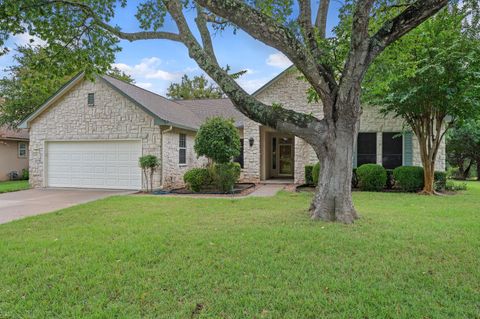 133 Crystal Springs DR Georgetown TX 78633