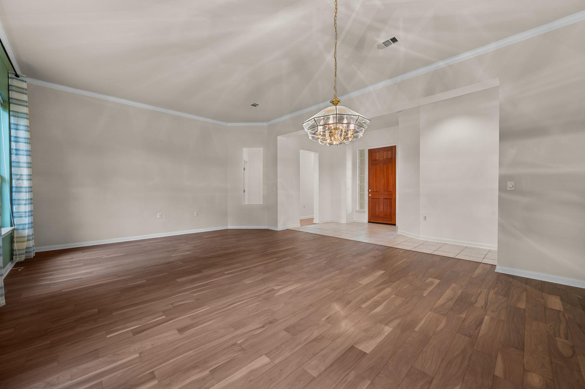 133 Crystal Springs DR