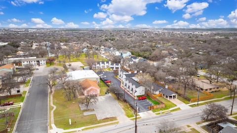 Tiny photo for 2706 Wheless LN #402, Austin, TX 78723 (MLS # 7339558)