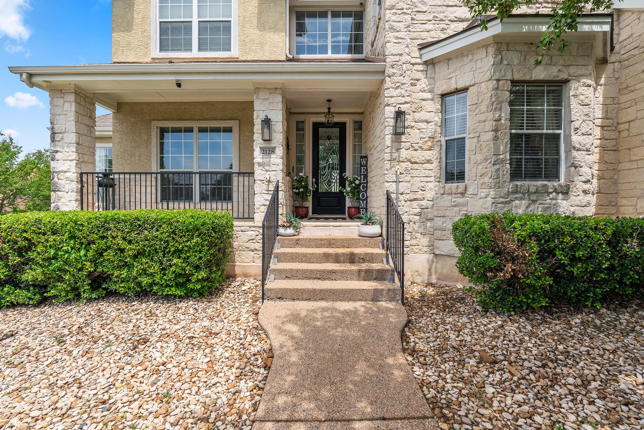 2128 Hilton Head DR