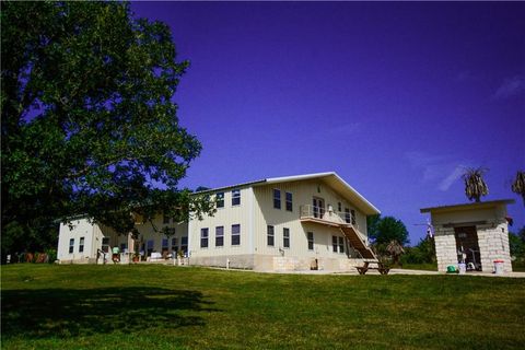 A home in Lockhart