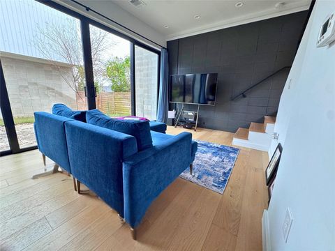 Tiny photo for 1206 Luna ST #2, Austin, TX 78721 (MLS # 2482540)