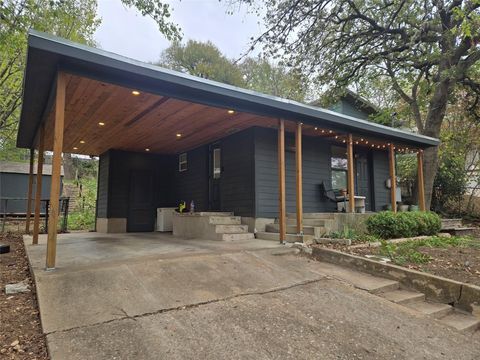 Photo of 1307 Deloney ST, Austin, TX 78721 (MLS # 9133763)
