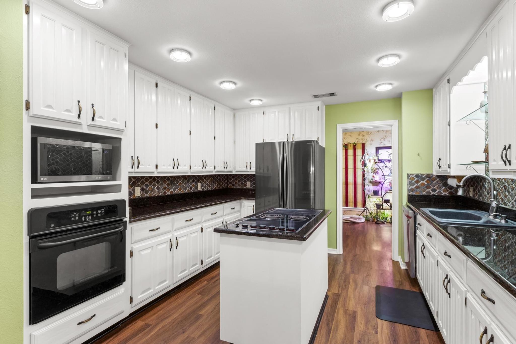 205 Kamakoa LN