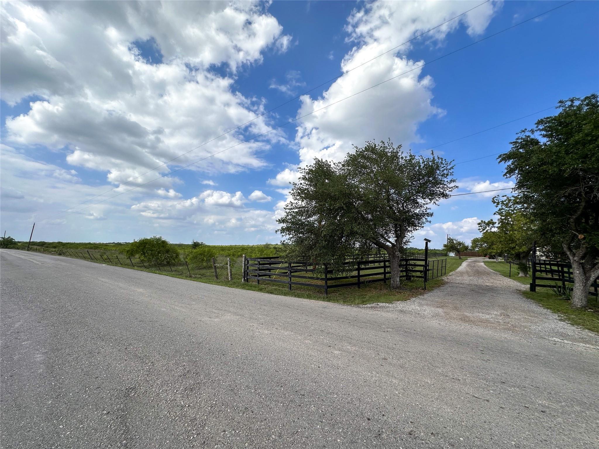 2687 Cotton Gin RD