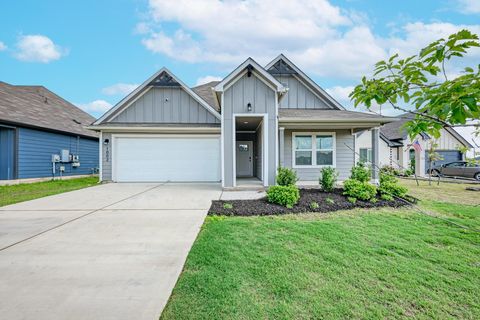 Photo of 1002 Austin Bayou DR, Hutto, TX 78634 (MLS # 8175500)