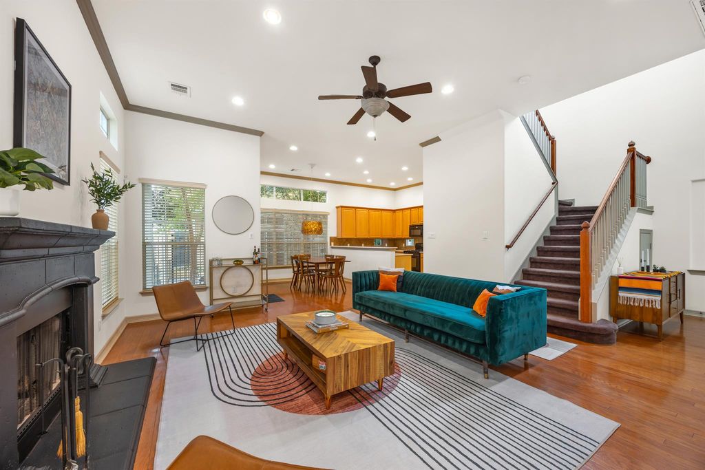 Photo for 6704 Menchaca RD #43, Austin, TX 78745 (MLS # 4368983)