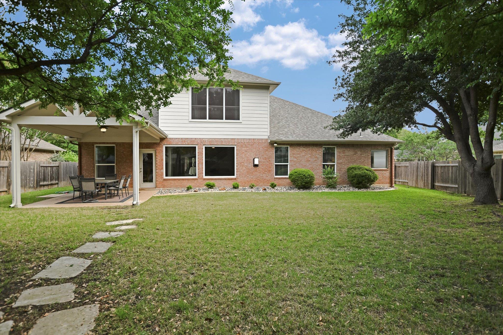 2805 Chatelle DR