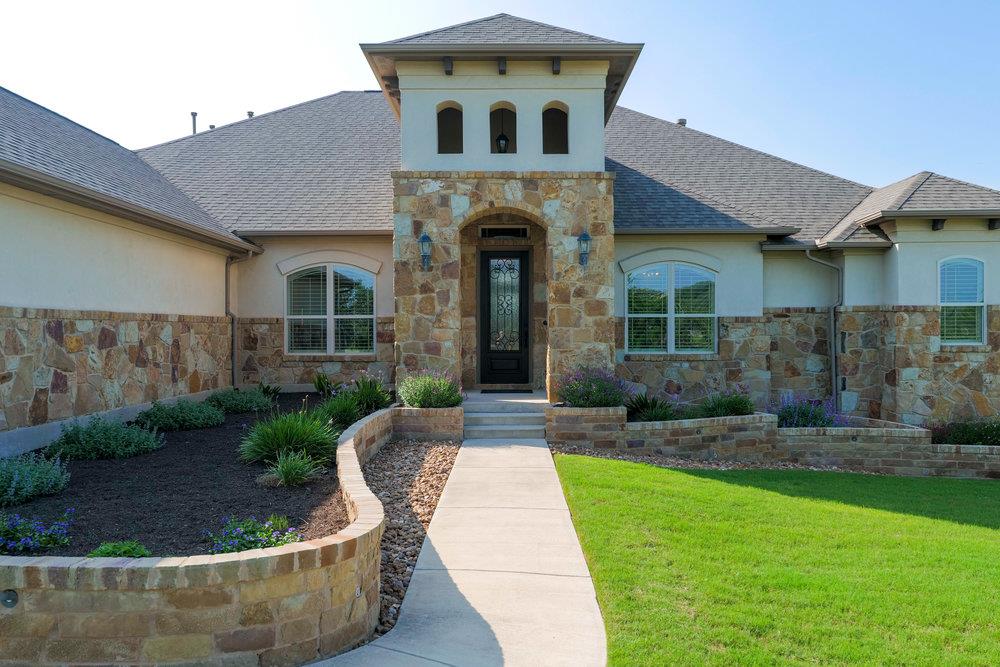 1177 Bluff Woods DR