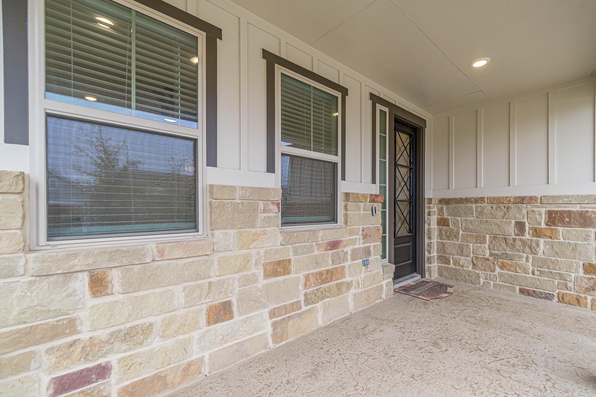 329 Sprinting Peak DR