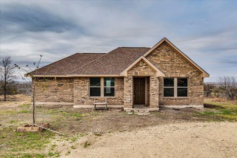 1092 Engelke RD Niederwald TX 78640