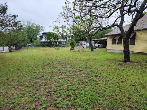 Tiny photo for 808 Montopolis DR, Austin, TX 78741 (MLS # 5244041)