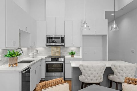 Tiny photo for 2505 Bluebonnet Ave #16, Austin, TX 78704 (MLS # 1915558)