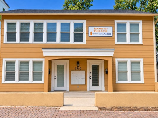 2710 WHITIS AVE APT B, AUSTIN, TX 78705 - Image 35b2c2e2dd191dbed30b3d1314bc6461/2875643548