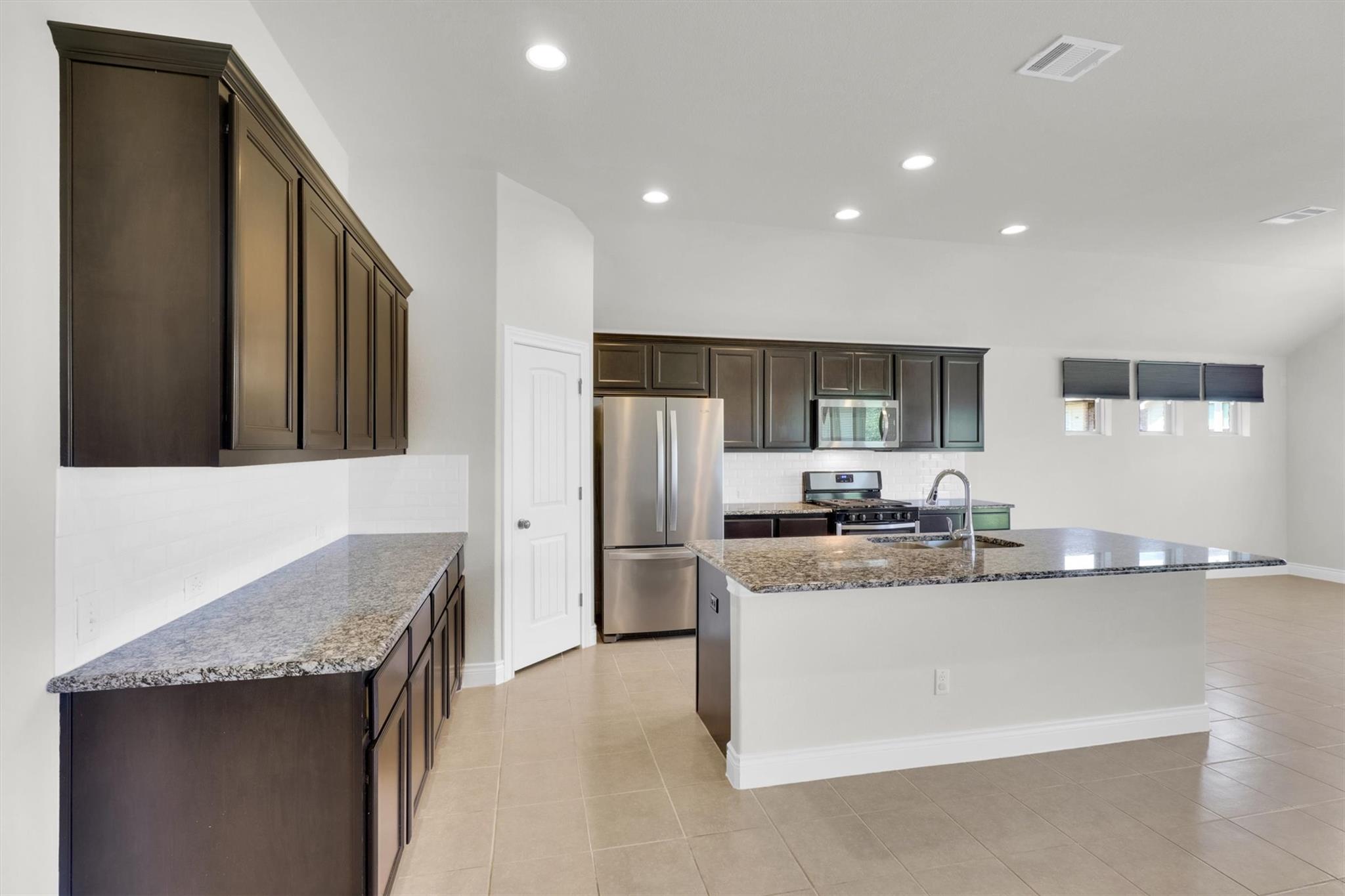 19316 Brusk LN