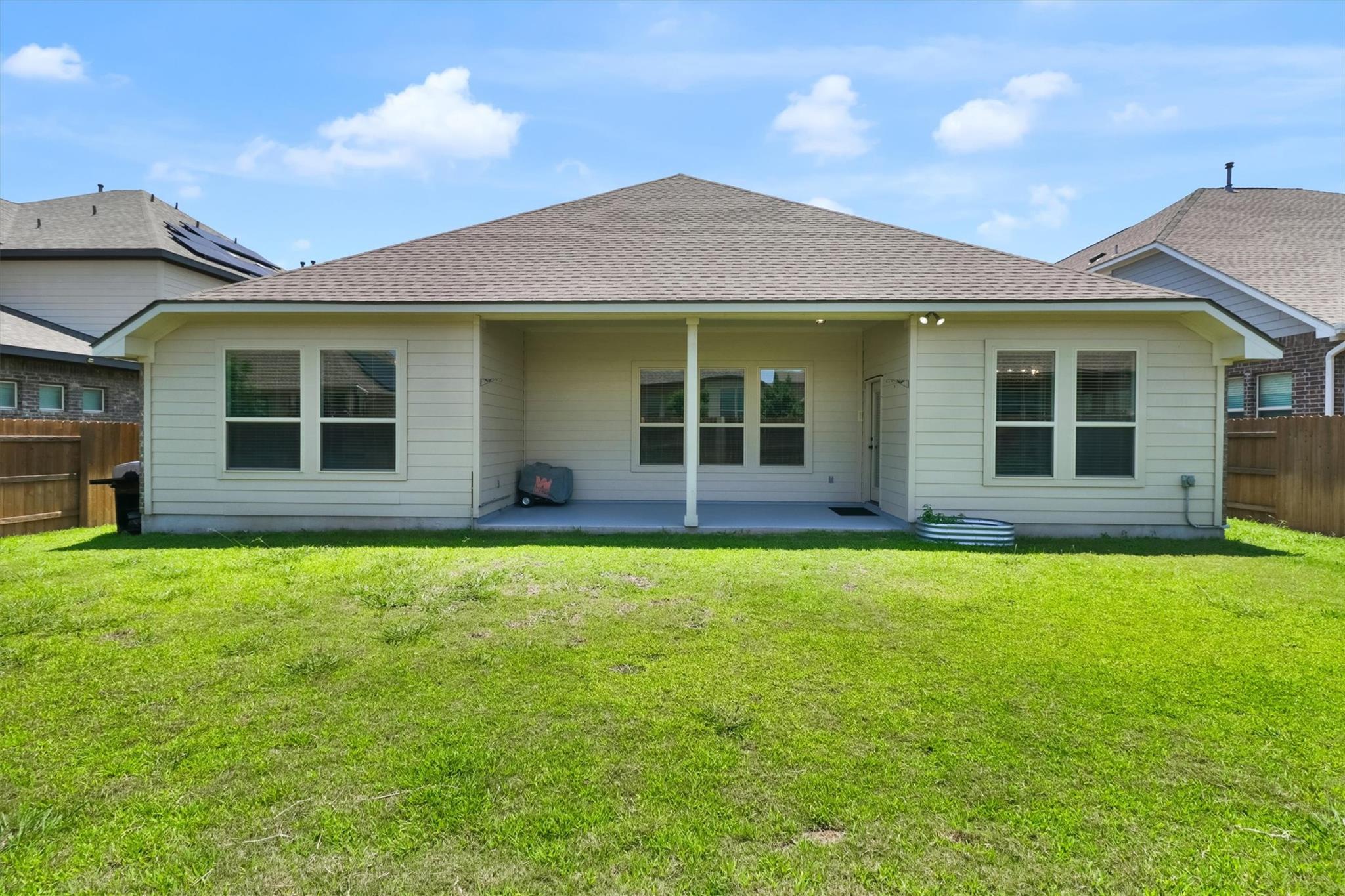 Pflugerville, Texas 78660, United States, 3 Bedrooms Bedrooms, ,3 BathroomsBathrooms,Residential,Active,146058