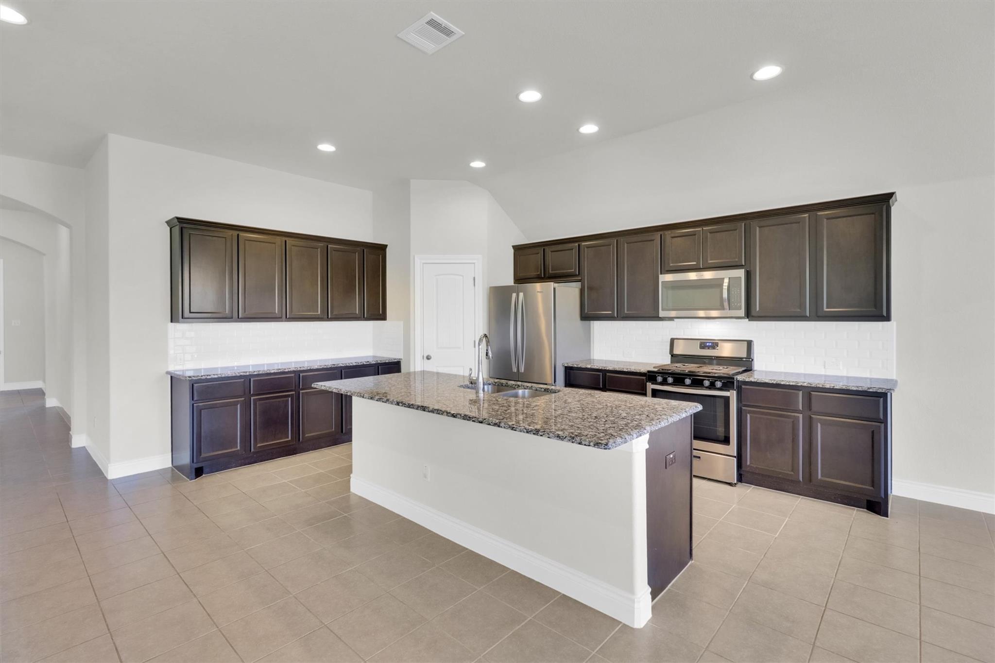 19316 Brusk LN