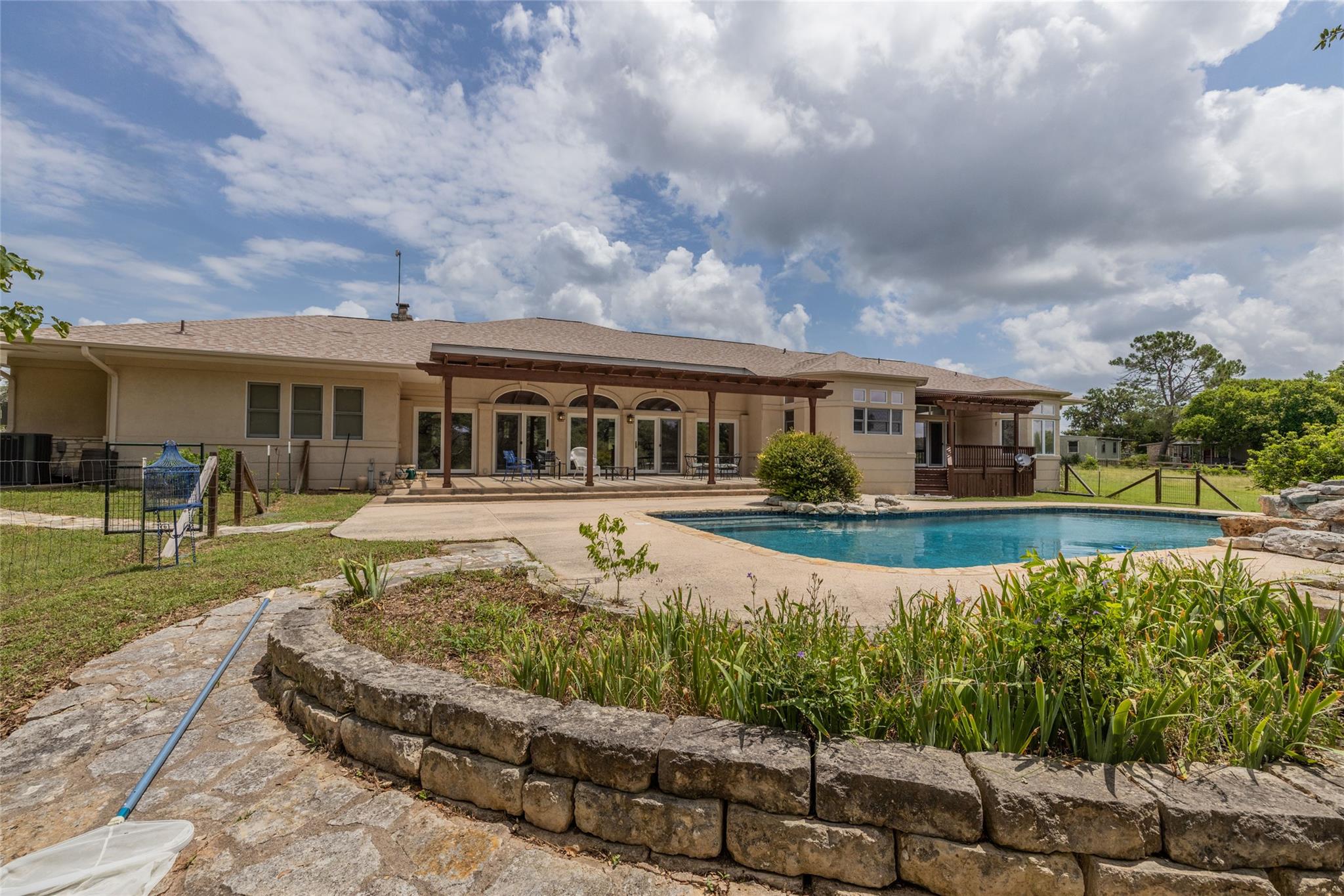 1441 Gatlin Creek RD
