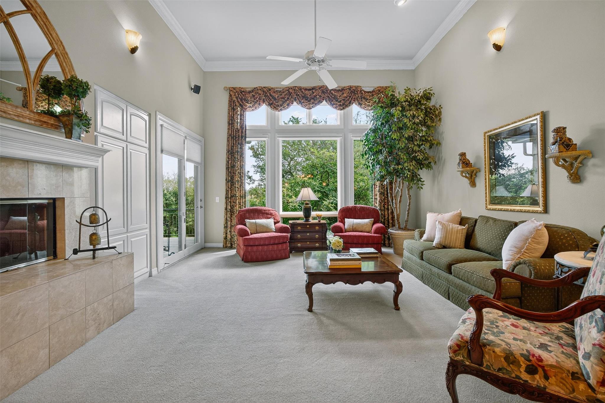 2305 BARTON CREEK BLVD 39