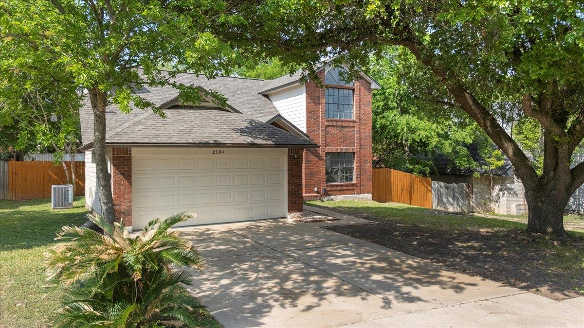 2104 Warfield WAY