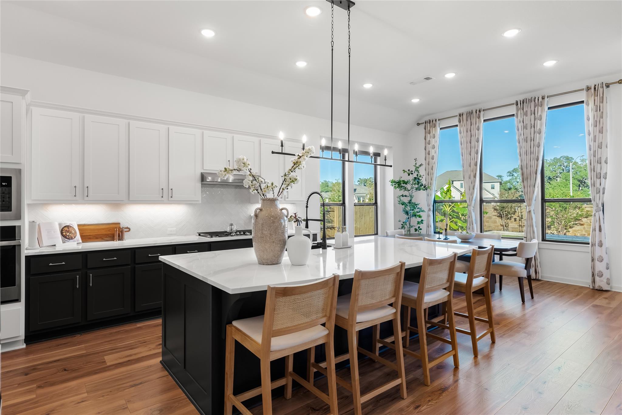 1408 Francesca Arden WAY