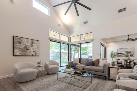 Tiny photo for 5805 Chesterfield Ave, Austin, TX 78752 (MLS # 1056855)