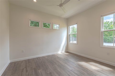 Tiny photo for 5805 Chesterfield Ave, Austin, TX 78752 (MLS # 1056855)