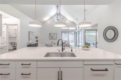 Tiny photo for 5805 Chesterfield Ave, Austin, TX 78752 (MLS # 1056855)