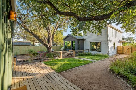 Tiny photo for 618 Denson DR, Austin, TX 78752 (MLS # 7417758)