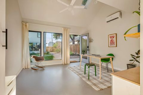 Tiny photo for 618 Denson DR, Austin, TX 78752 (MLS # 7417758)