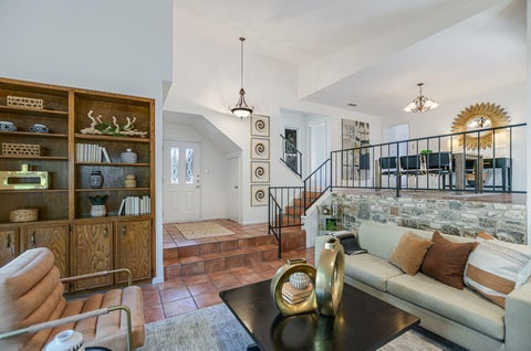Tiny photo for 11202 Oak View DR, Austin, TX 78759 (MLS # 9335277)