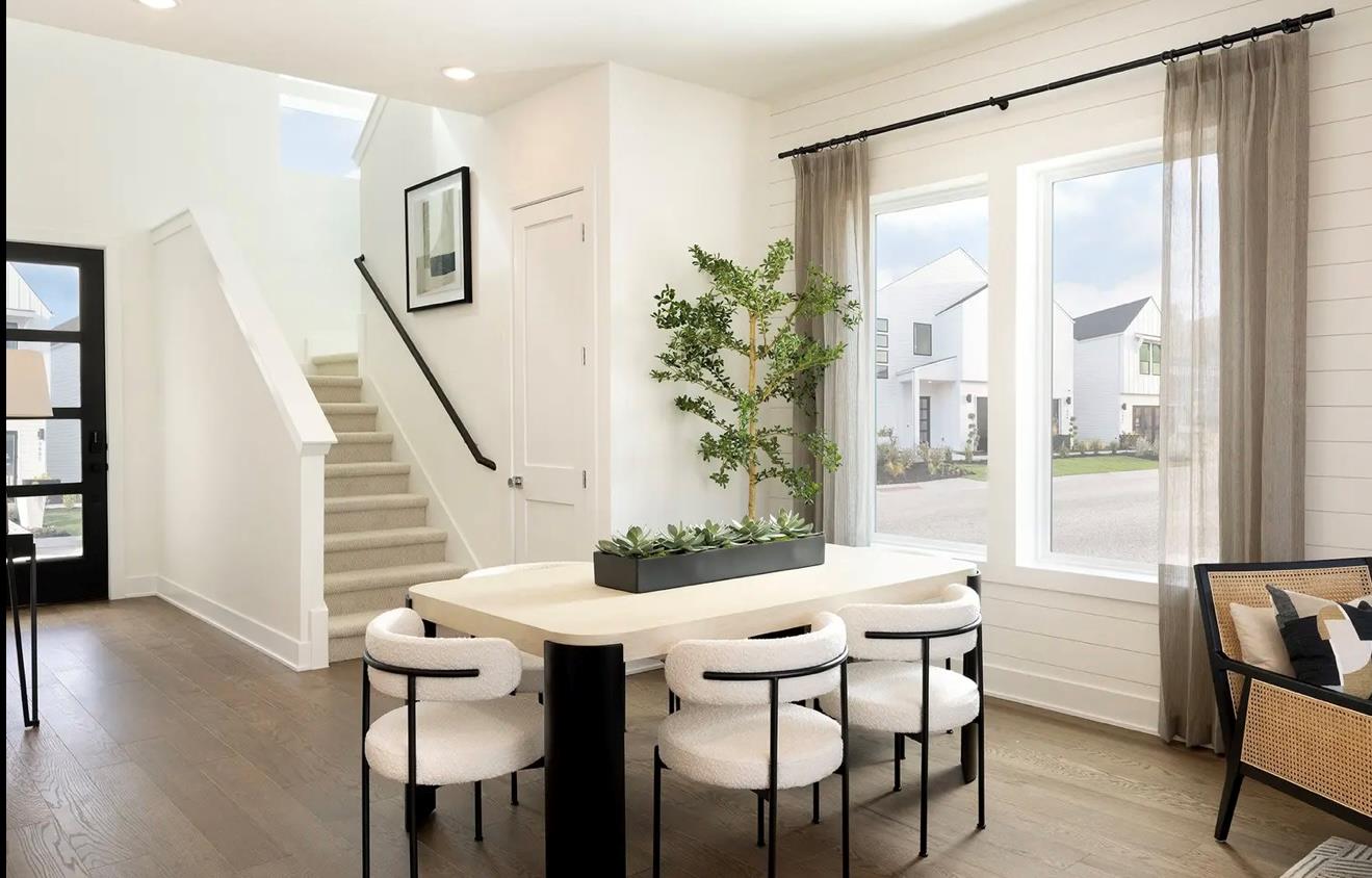 1304 Rambling Rose RD