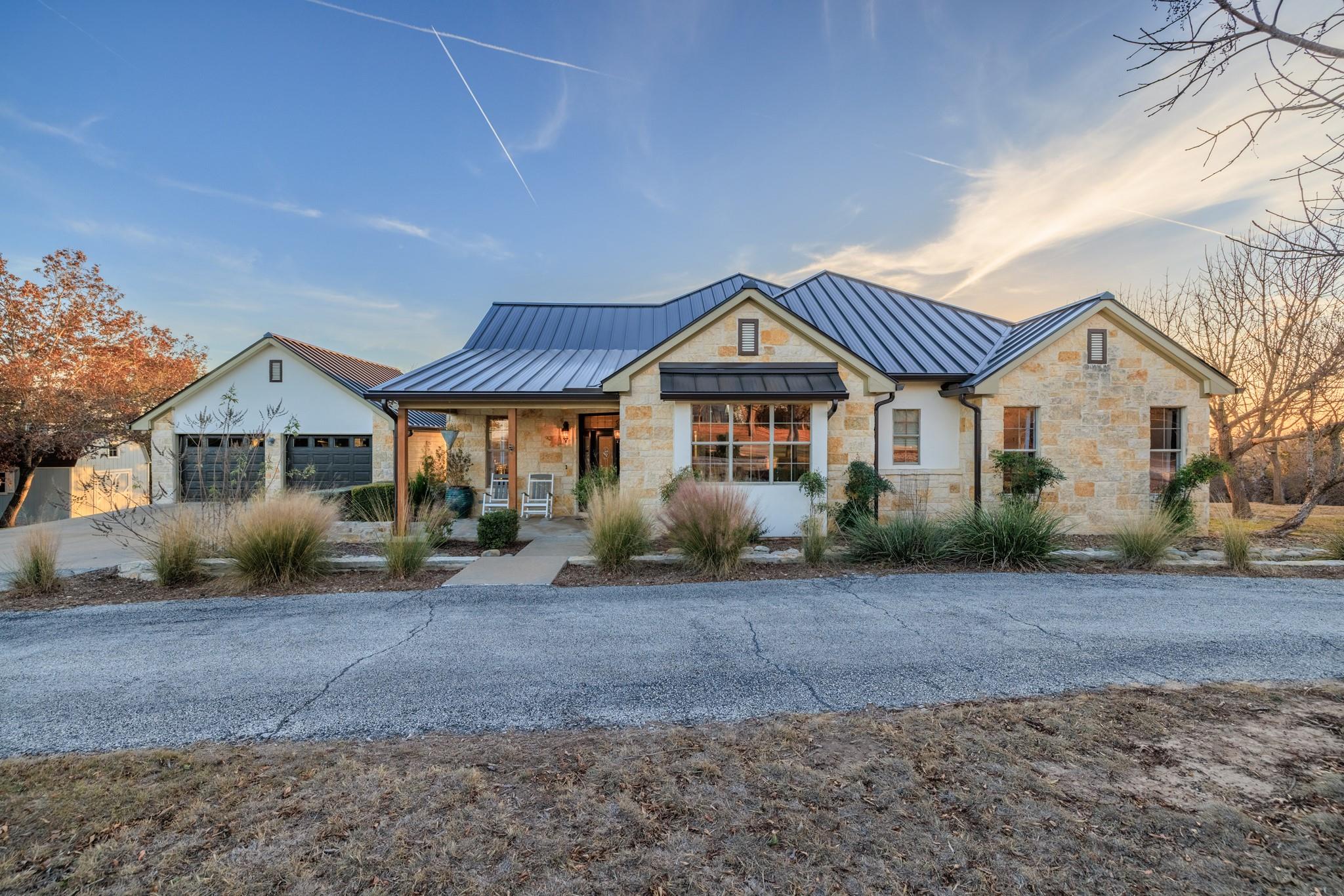 169 Royal Oaks Hill