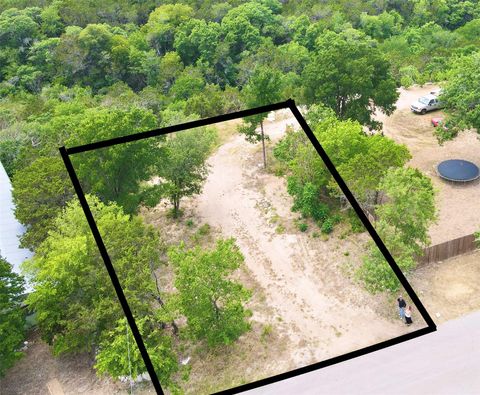 Photo of 11524 Crumley Creek RD, Jonestown, TX 78645 (MLS # 8300573)