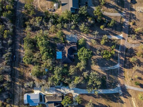 A home in La Grange