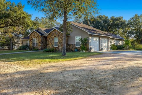 A home in La Grange