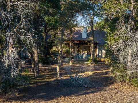 A home in La Grange