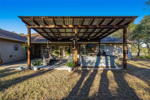 A home in La Grange