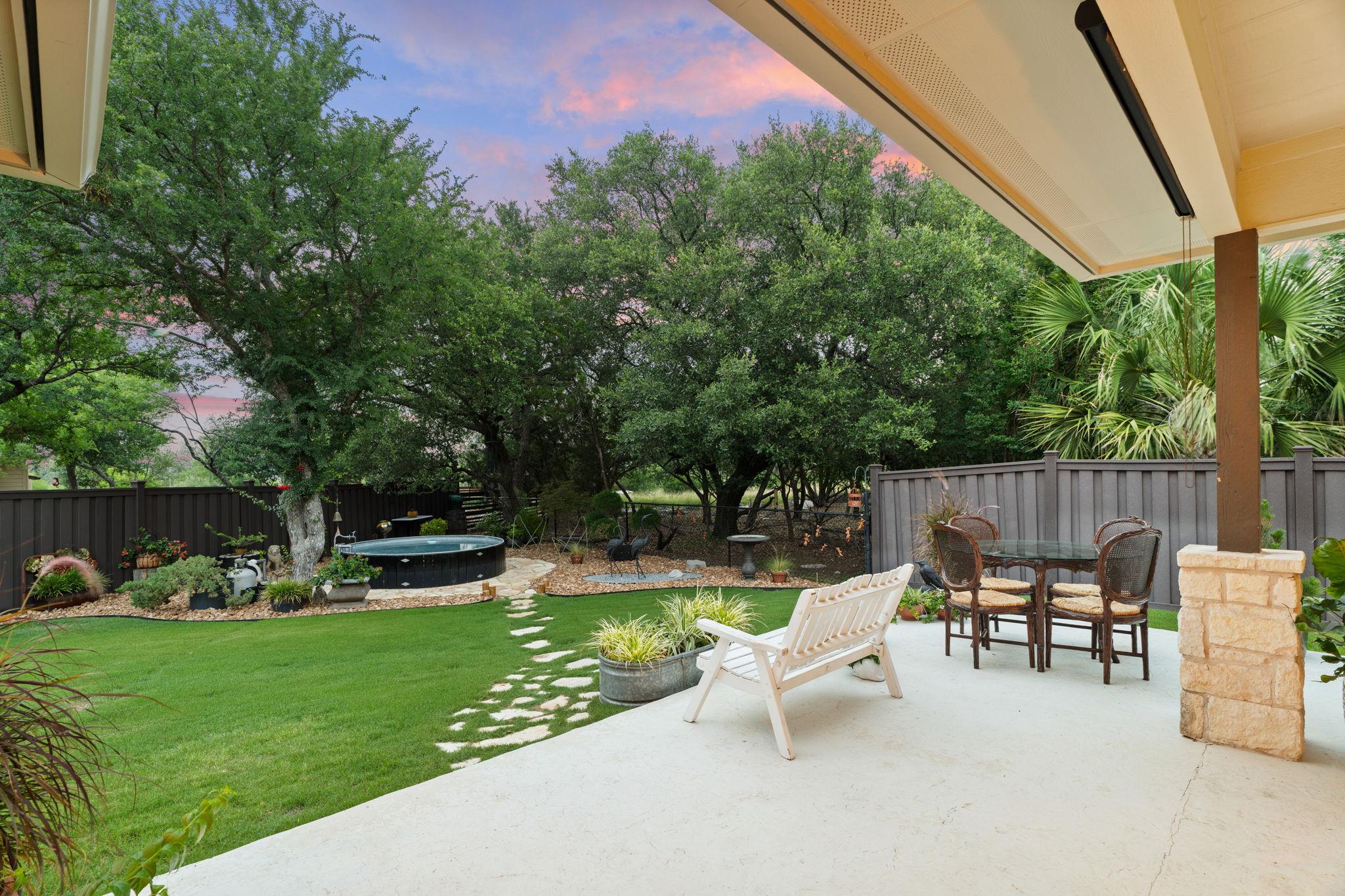 813 Lacey Oak CIR