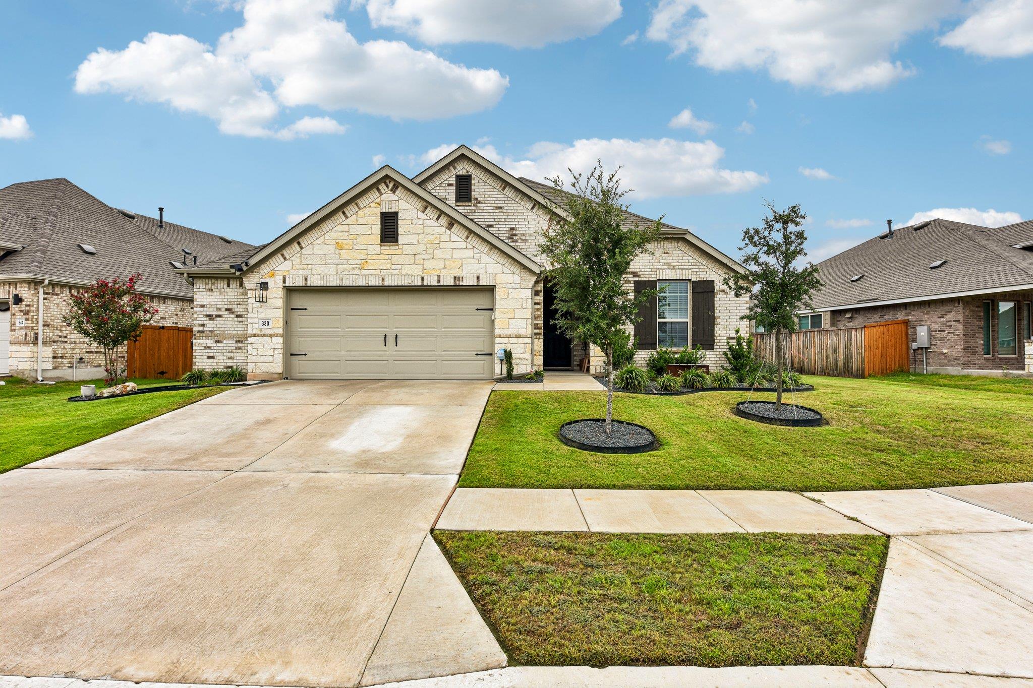 330 Bay Breeze DR