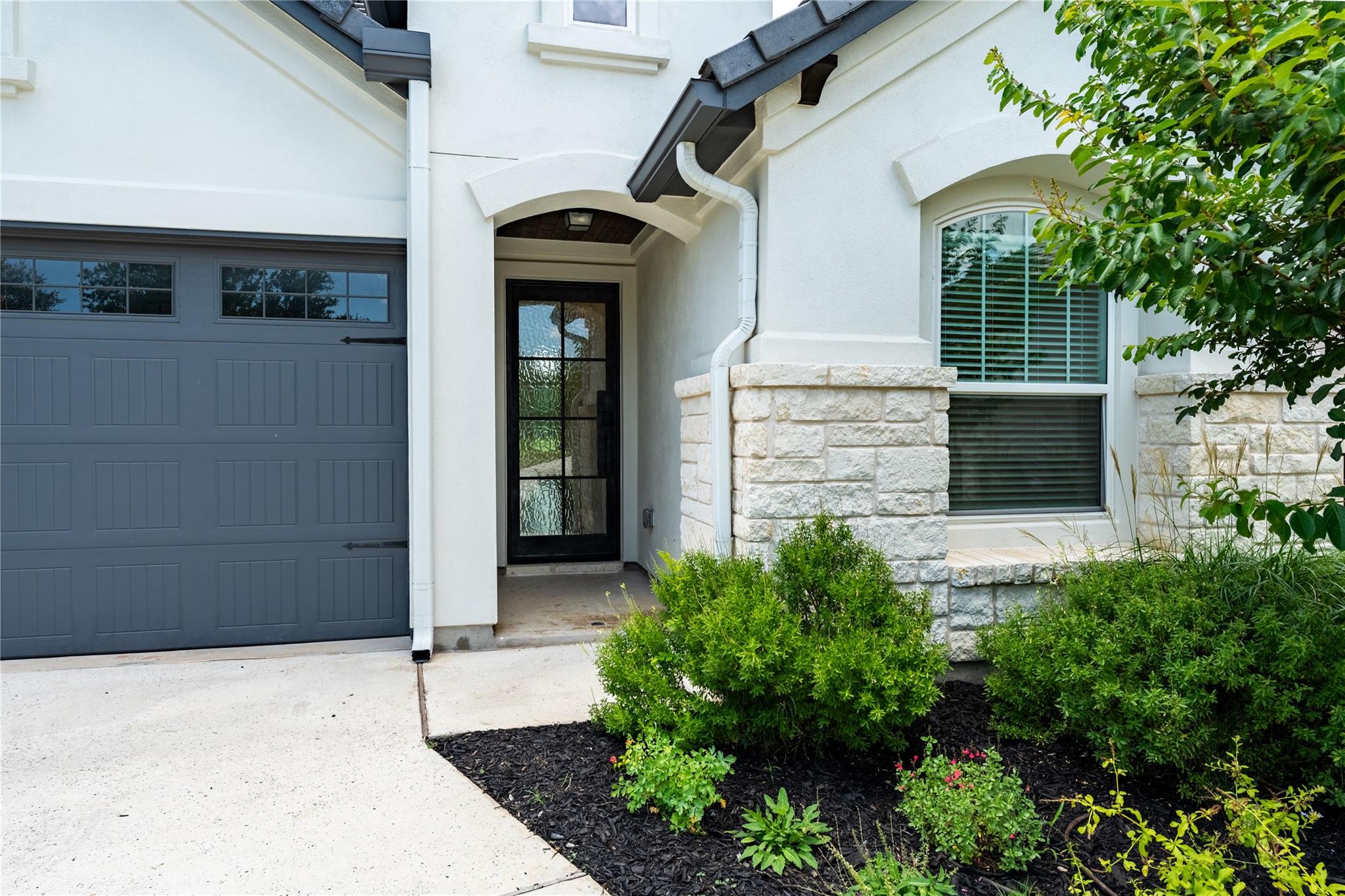 152 Limestone DR