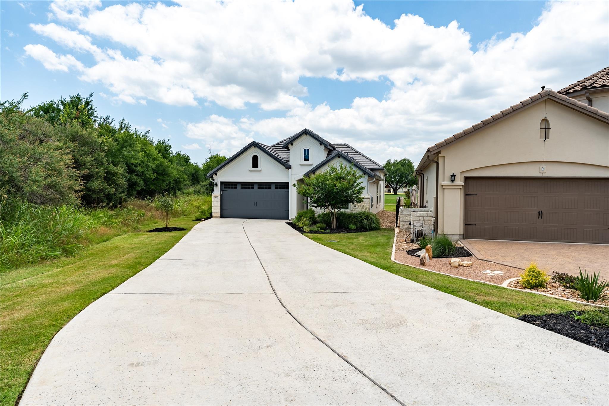 152 Limestone DR