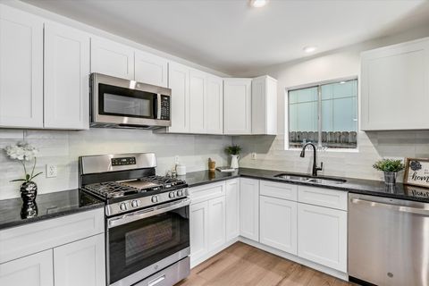 Photo of 736 Wales WAY, Austin, TX 78748 (MLS # 8012000)