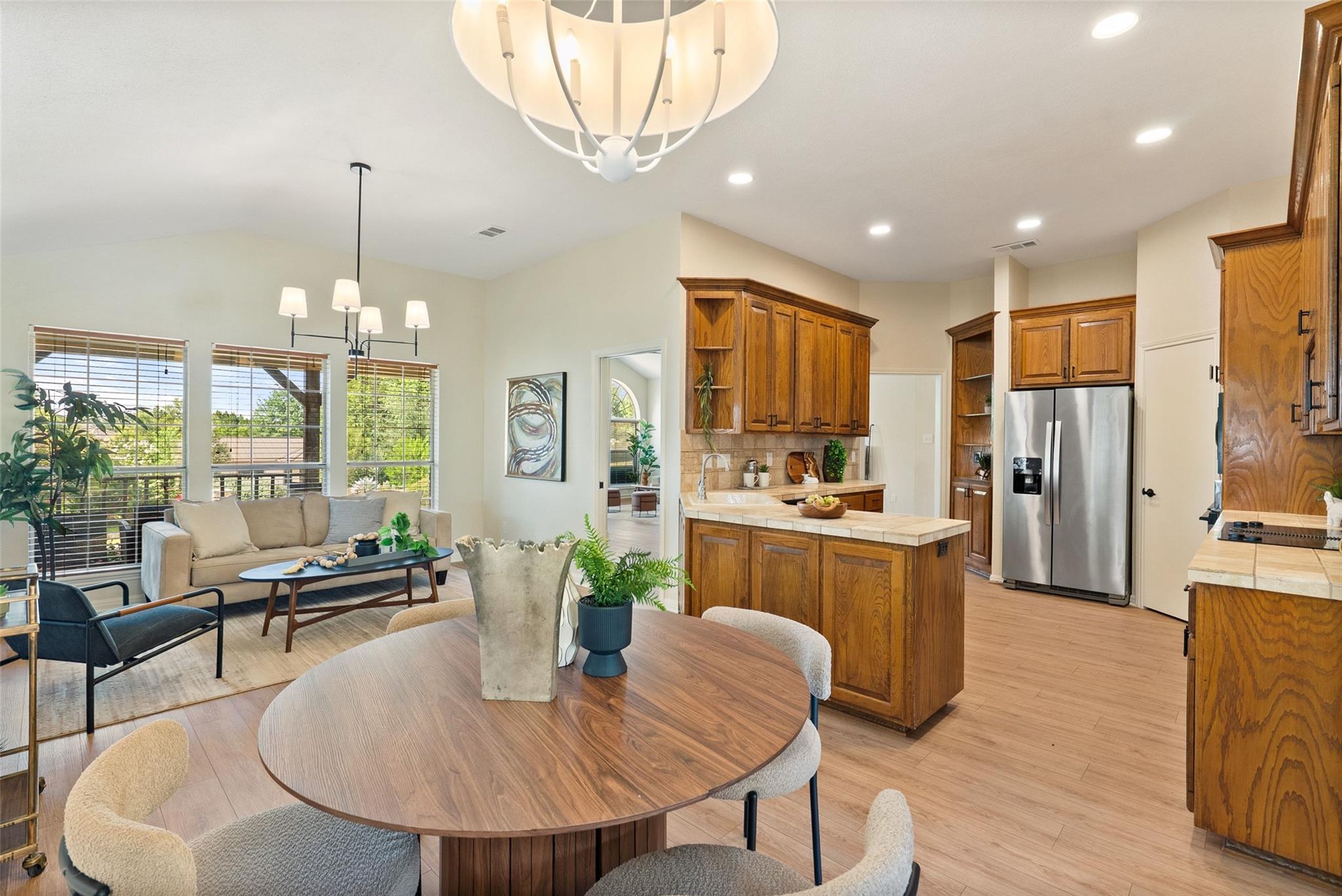 109 Schooner DR