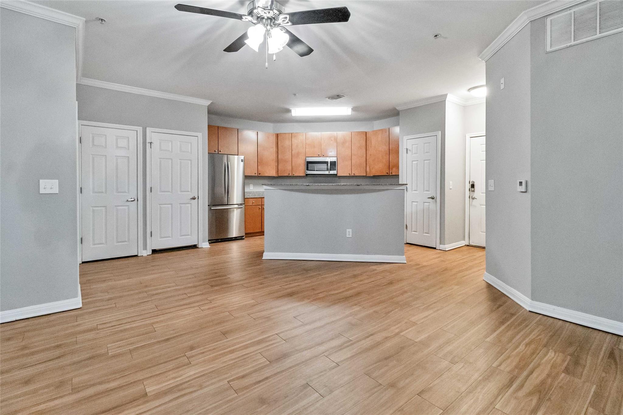 2502 Leon ST 205