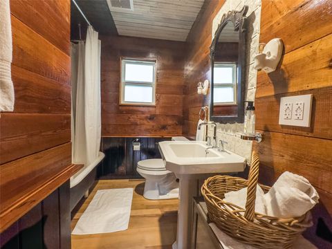 Tiny photo for 1148 Gunter ST #A & B, Austin, TX 78721 (MLS # 8903462)